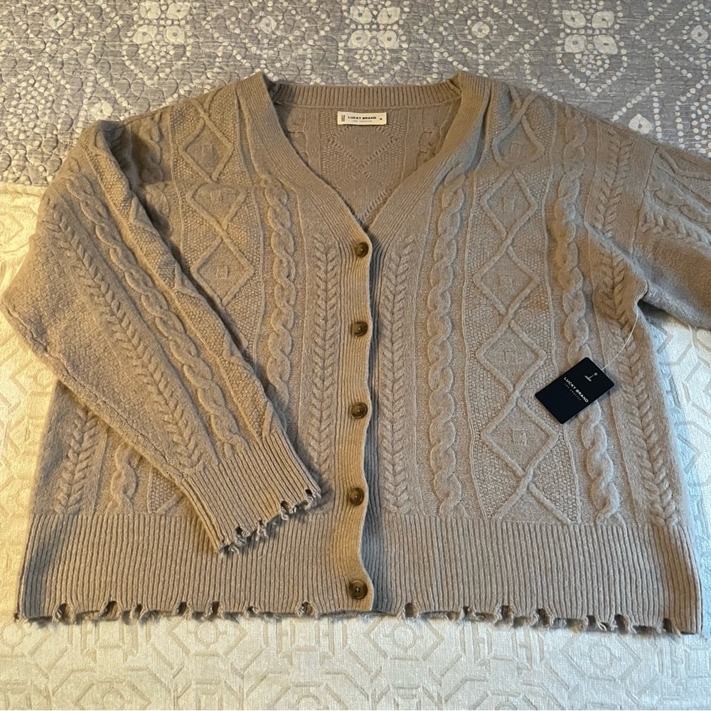 Lucky Brand Taupe Cable Knit Cardigan. Size XL, NWT.. - Picture 2 of 9